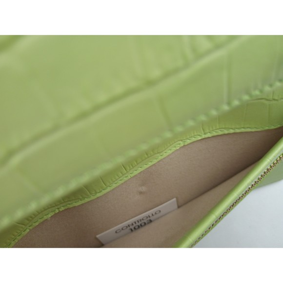 Jacquemus Le Pichoto Leather Mini Bag Lime Green - Picture 8 of 9